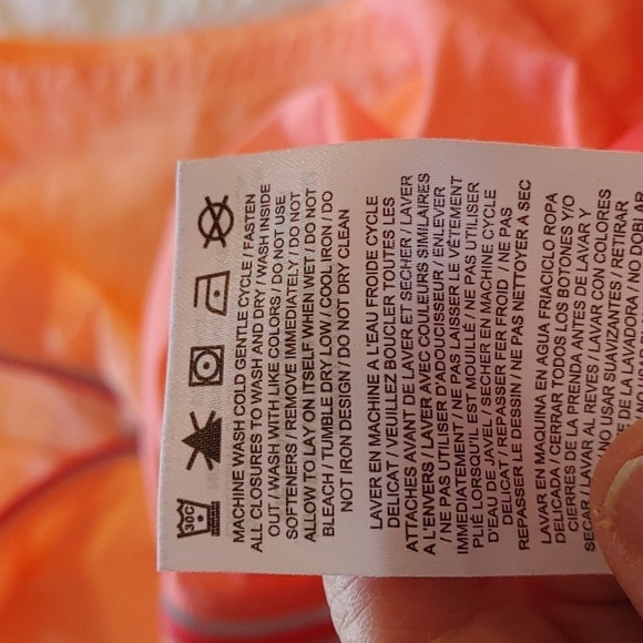 NIKE Gradient Ombre Women's Lightweight Running Vest Size Medium - Picture 7 of 16